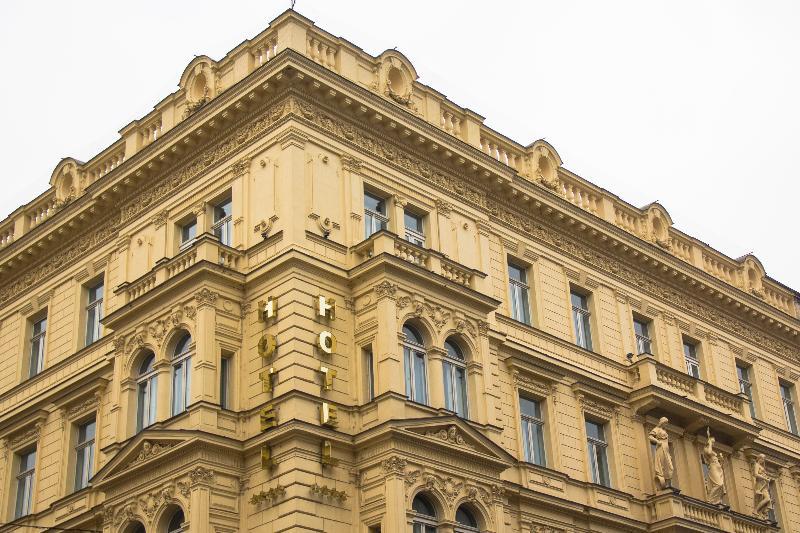 Boutique Hotel Seven Days Prague Exterior photo